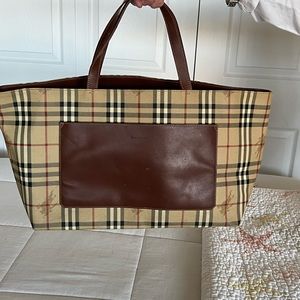 BURBERRY Tote Bag in Mint Condition